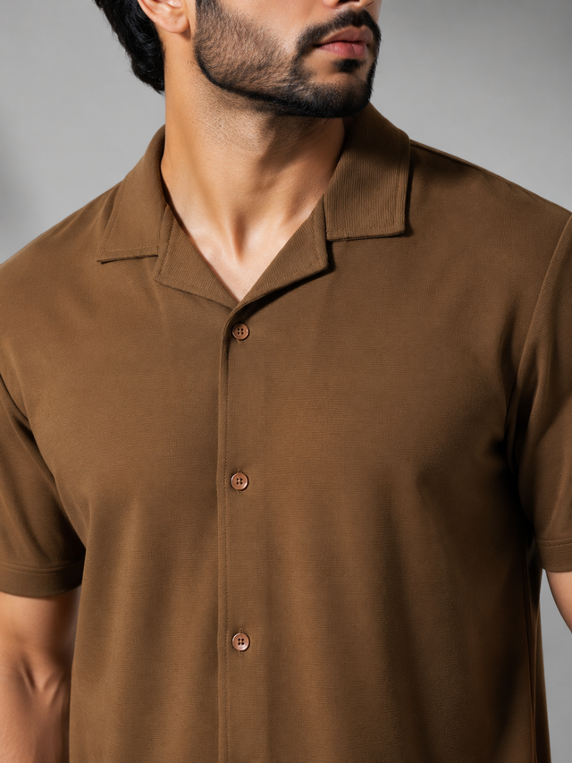 Elvn Plain Camp Collar Half Sleeve Shirt for Men