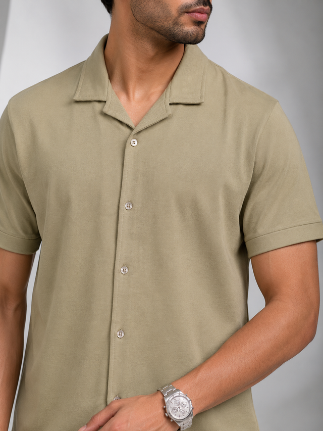 Elvn Plain Camp Collar Half Sleeve Shirt for Men