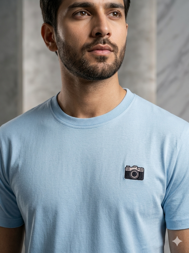 Elvn Mini Patch Detail Crew Neck T-Shirt
