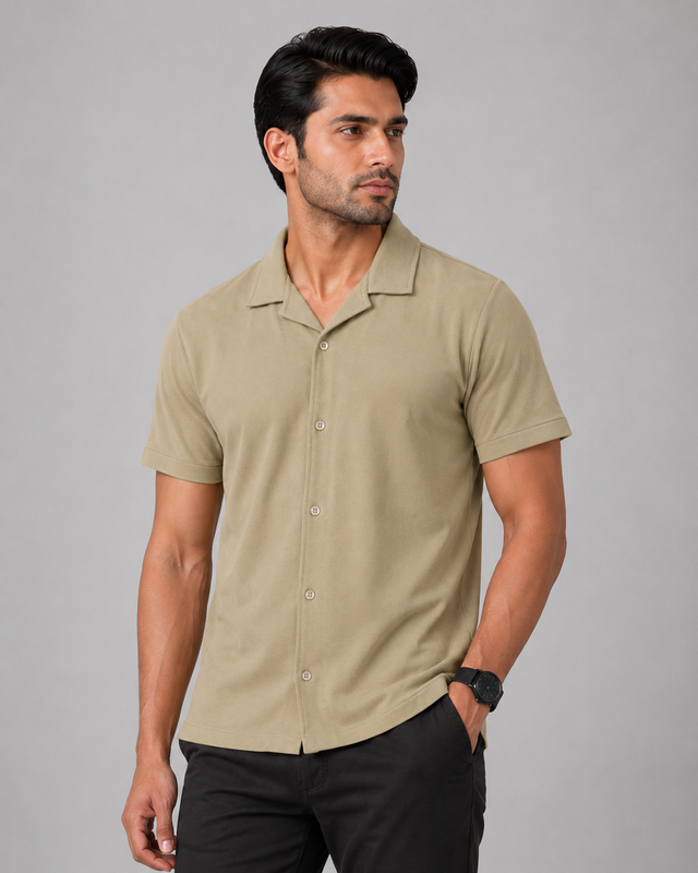 Elvn Plain Camp Collar Half Sleeve Shirt for Men